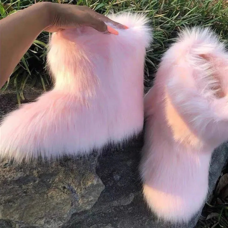 Y2K fluffy boots