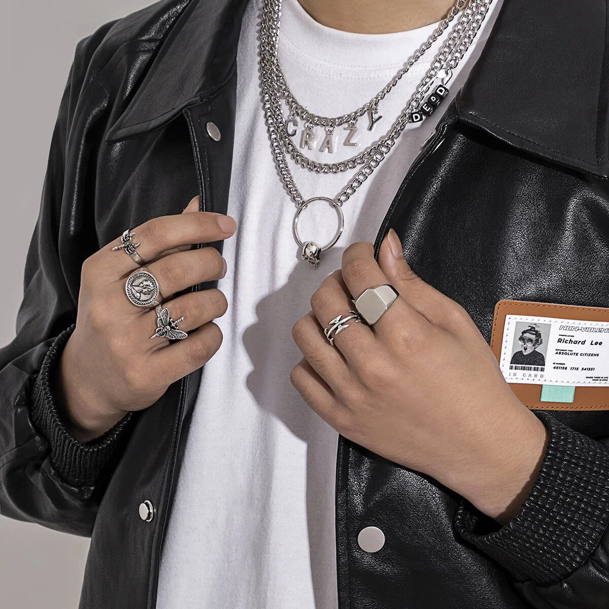 Grunge rings-Y2k station