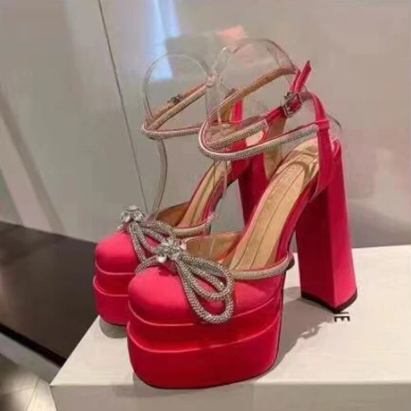 Aesthetic heels - Y2k station