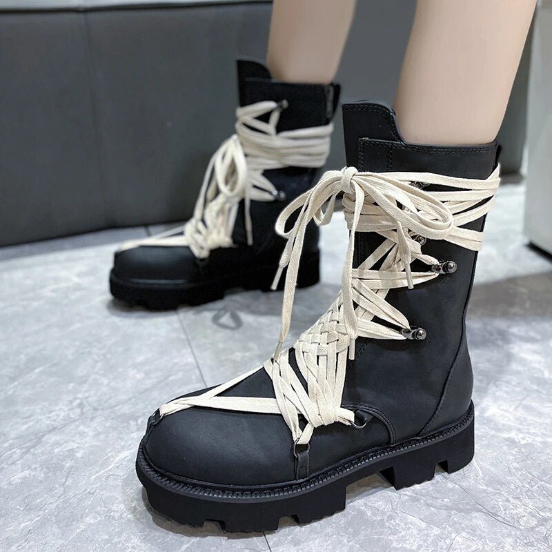 Emo black boots - Y2k station