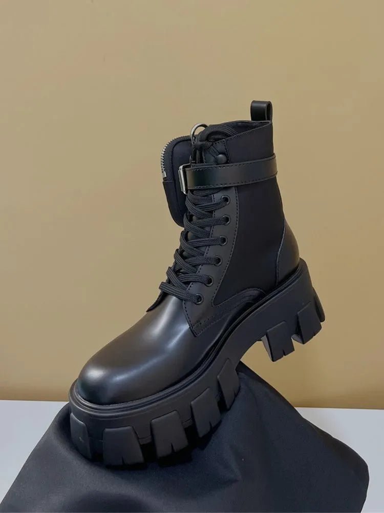 Gorpcore boots - Y2k station