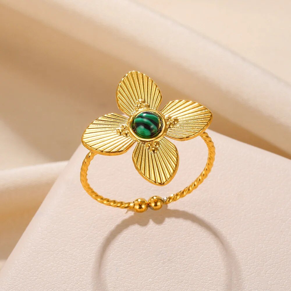 Green rings aesthetic - Y2k station