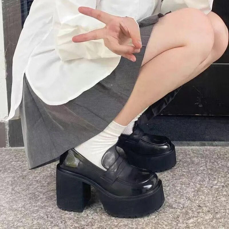 Vintage 90s heels - Y2k station