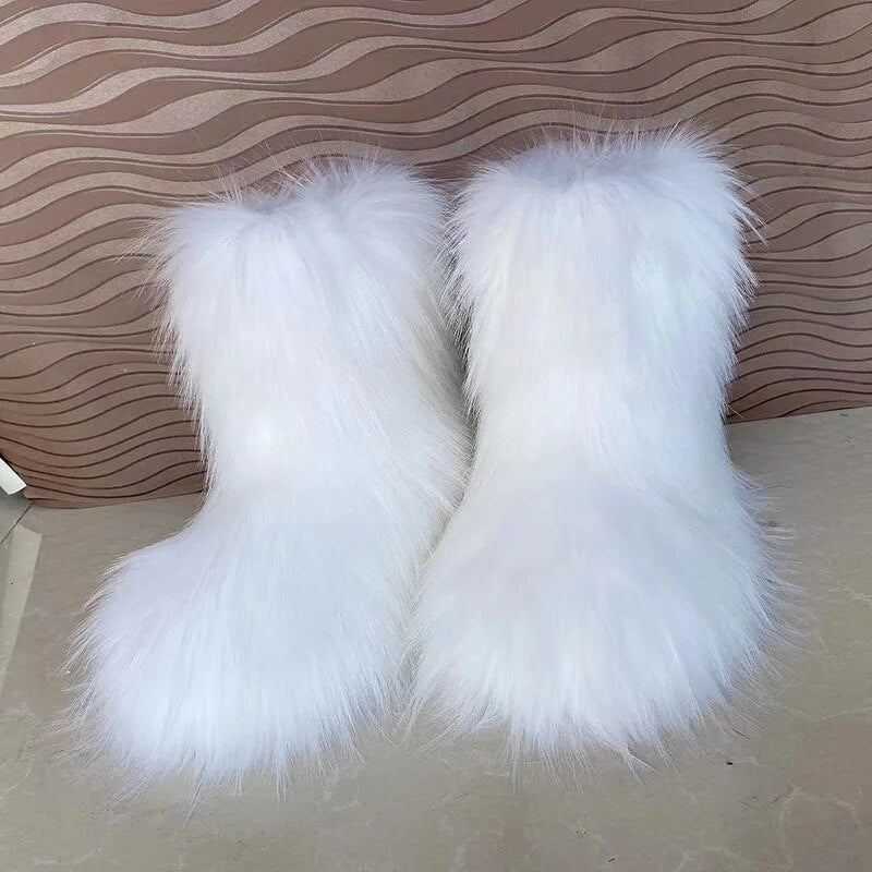 Y2K fluffy boots - Y2k station