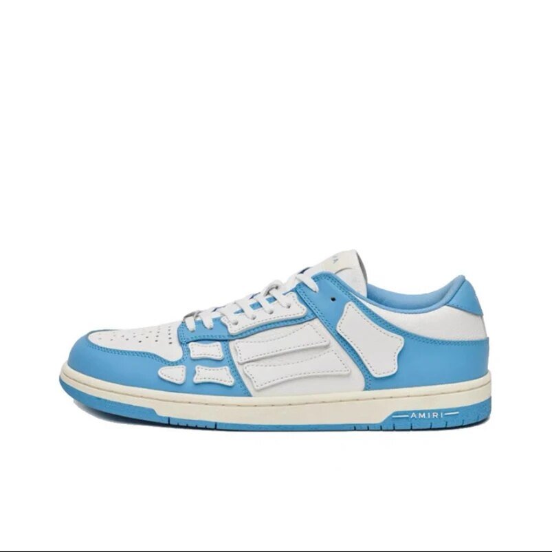 Y2K tennis shoes